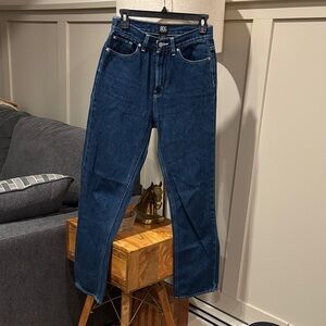 BDG urban outfitters cowboy jean size 26 Dark Indigo High-Rise Straight Jeans